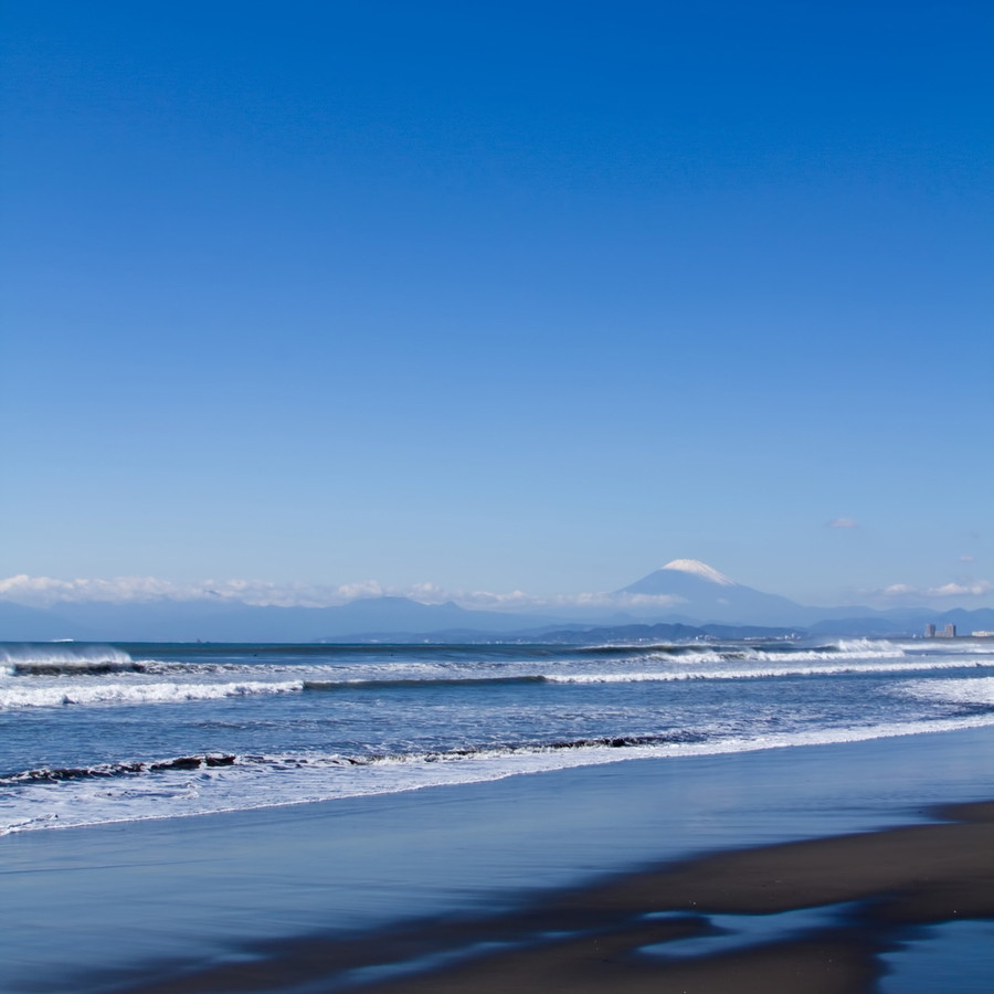 誠に勝手ながら年末年始を下記の日程で休業させて頂きます。