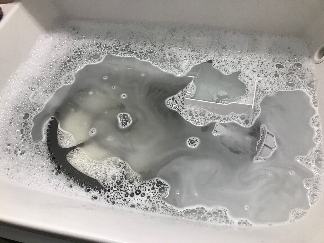 加湿器や空気清浄器の臭いを消す方法