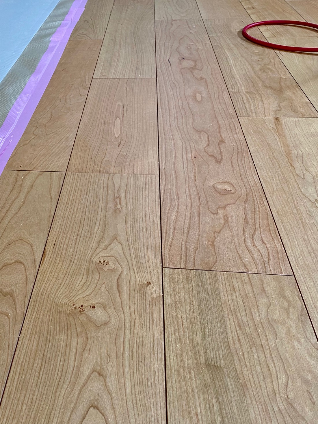 ウィルスを低減する床材