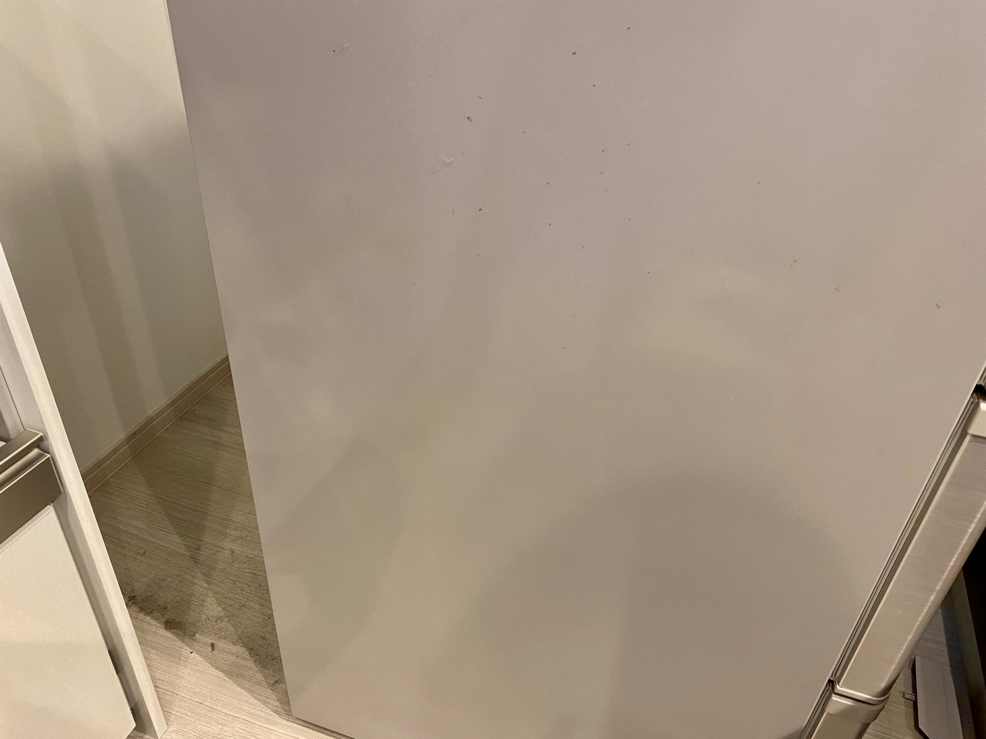 冷蔵庫の隙間が気になります