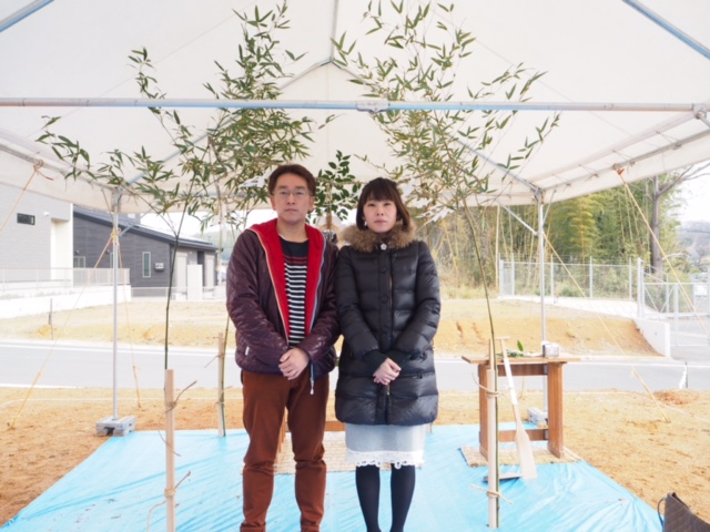 気候穏やかな中、地鎮祭。