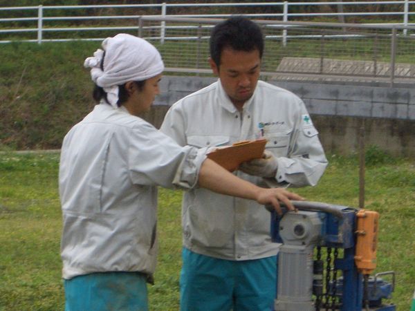 地盤調査施工報告。