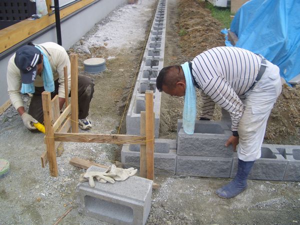 200年住宅HABITAモデルハウス、もうじき完成します。