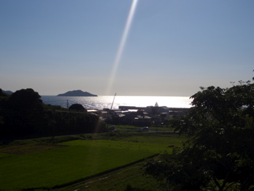 海を眺めながら暮らす、子育て住宅。