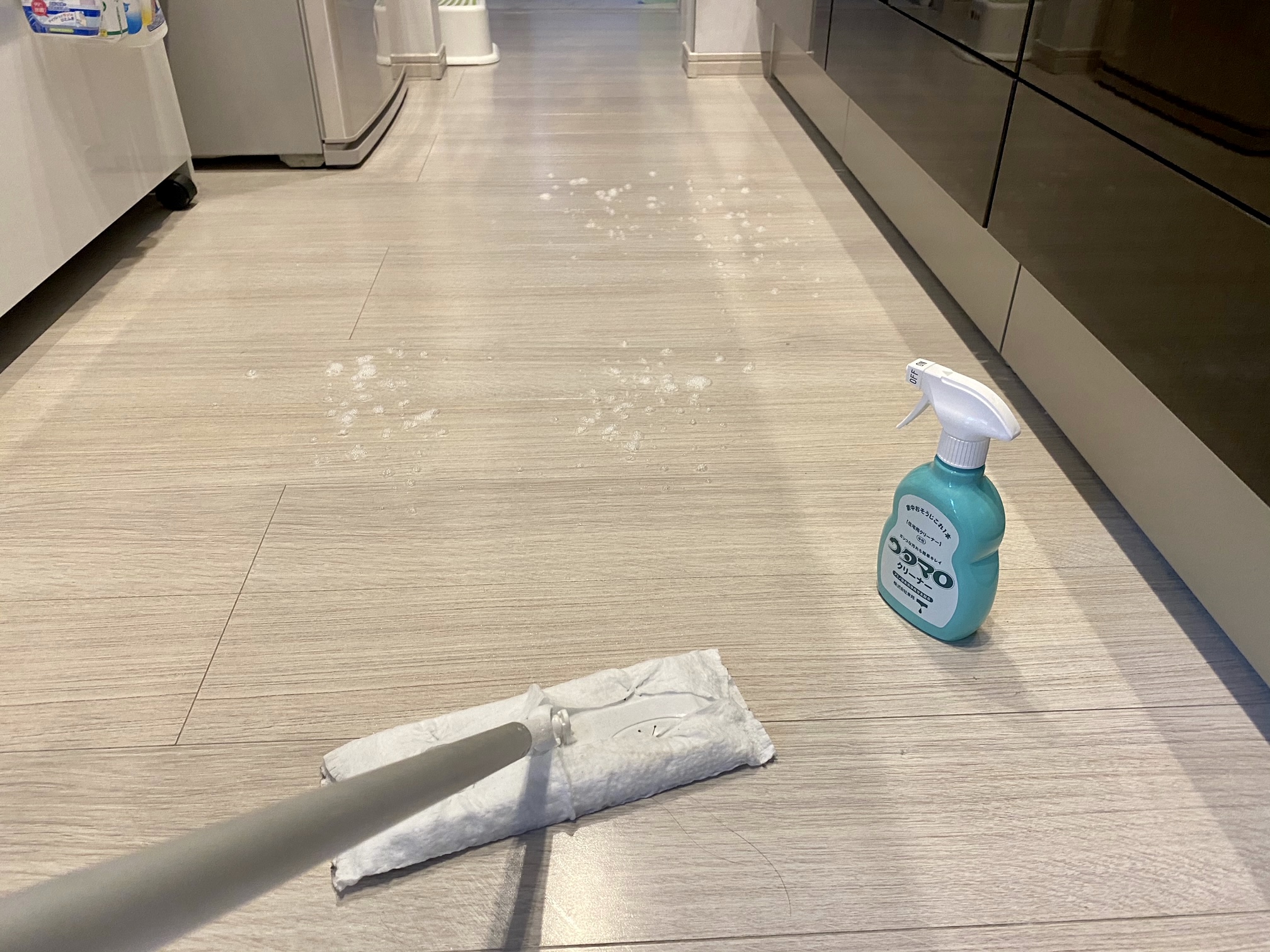 ウタマロクリーナは床にも使える！？