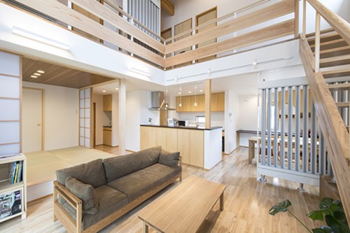 ご連絡ありがとうございます。